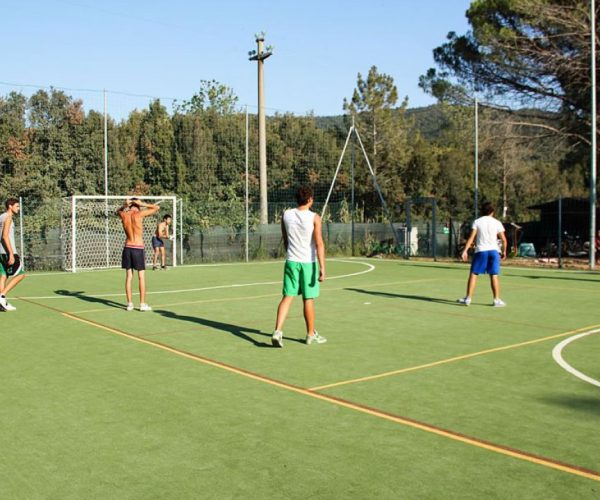 voetbal op Camping Baia verde in Toscane