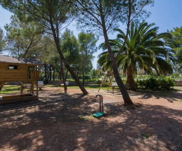 Toscana Bella Camping Village in Toscane bij de speeltuin van de camping